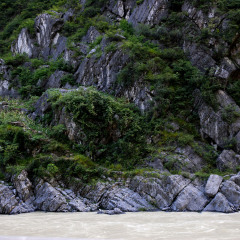 深里河