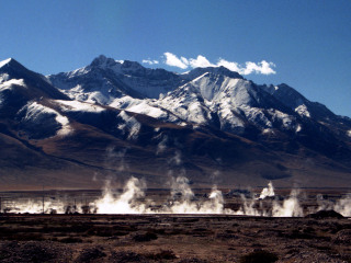 羊八井地热温泉
