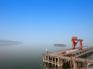 高峡平湖