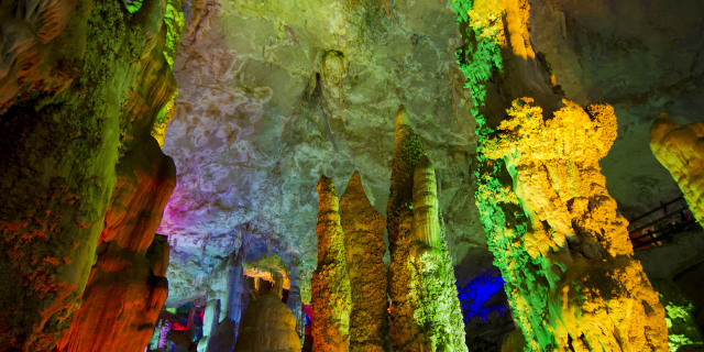 昆明九乡一日游喀斯特地貌溶洞博物馆纯玩无购