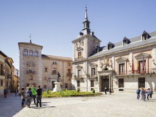 马德里市政广场