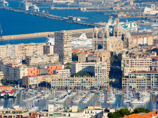 马赛老港码头区