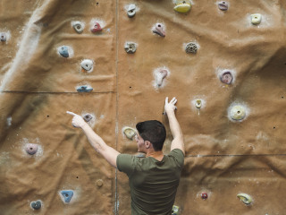 奥特世纪攀岩场