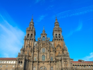 圣地亚哥德孔波斯特拉大教堂