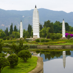 三塔倒影公园
