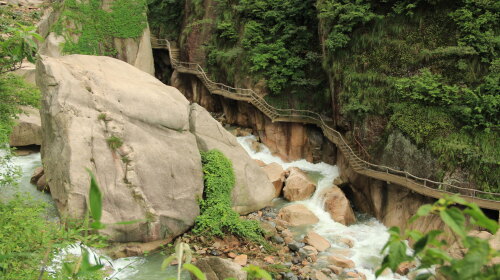  徽杭古道轻装徒步2日游>赠1早2正餐 赠户外保险,出行即送价值388元