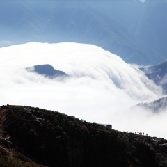 牛背山