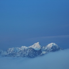 牛背山