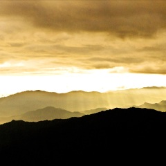 牛背山
