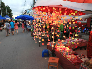 清迈周日夜市（周日步行街）