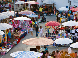 清迈周日夜市（周日步行街）