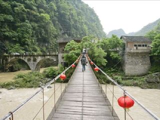 黄河白浪铁索桥