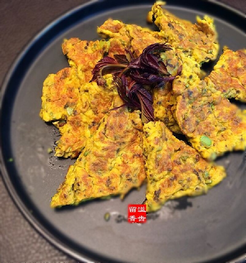 香椿菜脯烘鸡蛋    这道菜春天最喜欢吃的