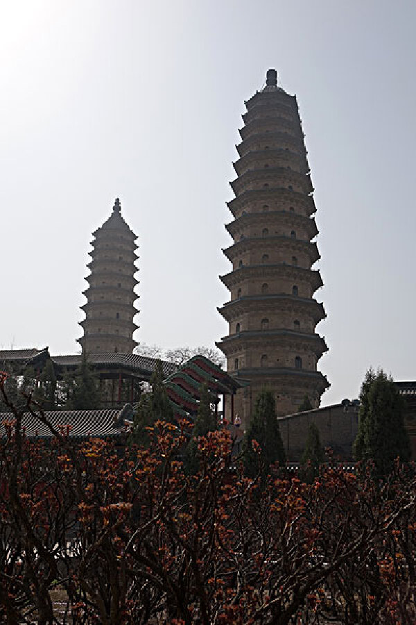 华池双塔寺