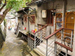 宝藏岩共生聚落