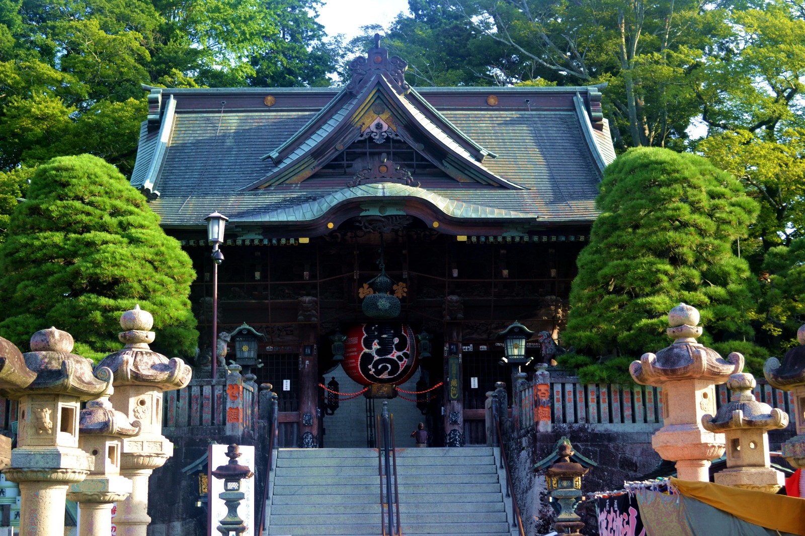 建筑仁王门,三重塔,释迦堂,额堂,光明堂共5栋已被指定为重要文化遗产