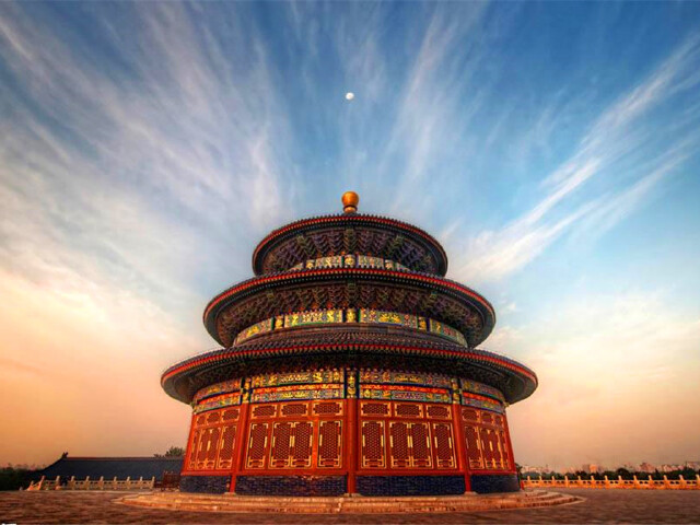 在中国,祭天仪式起源于周朝,自汉代以来,历朝历代的帝王都对此极为重