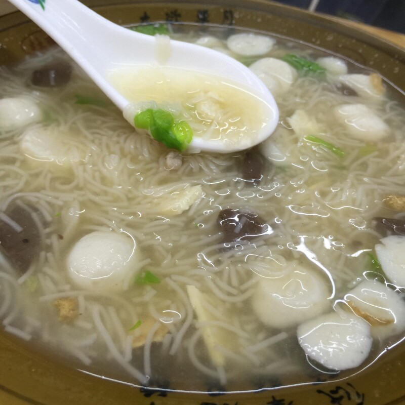 米线糊,还不错,据说是有种奶奶的味道