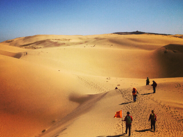  希拉穆仁草原-库布齐沙漠2日游>包含草原三个景点骑马,沙漠280元套票