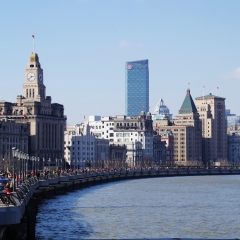 上海外滩的#旅图换旅费# #旅拍#