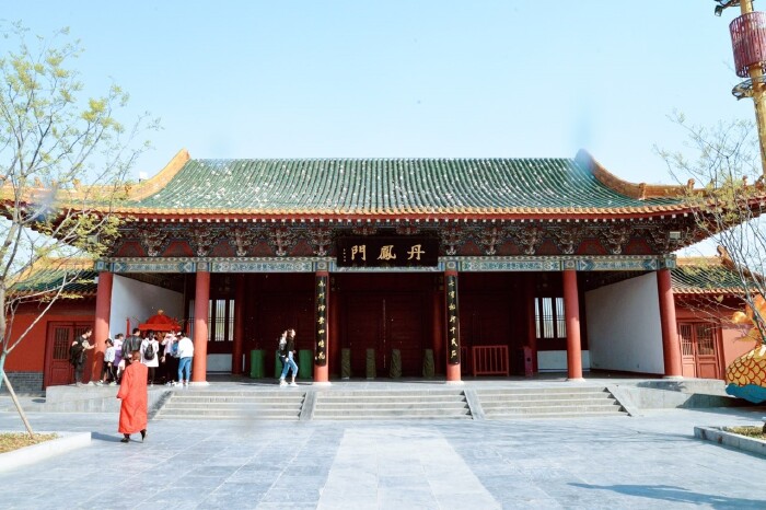 清明节 - 开封清明上河园半日游(途牛首发)