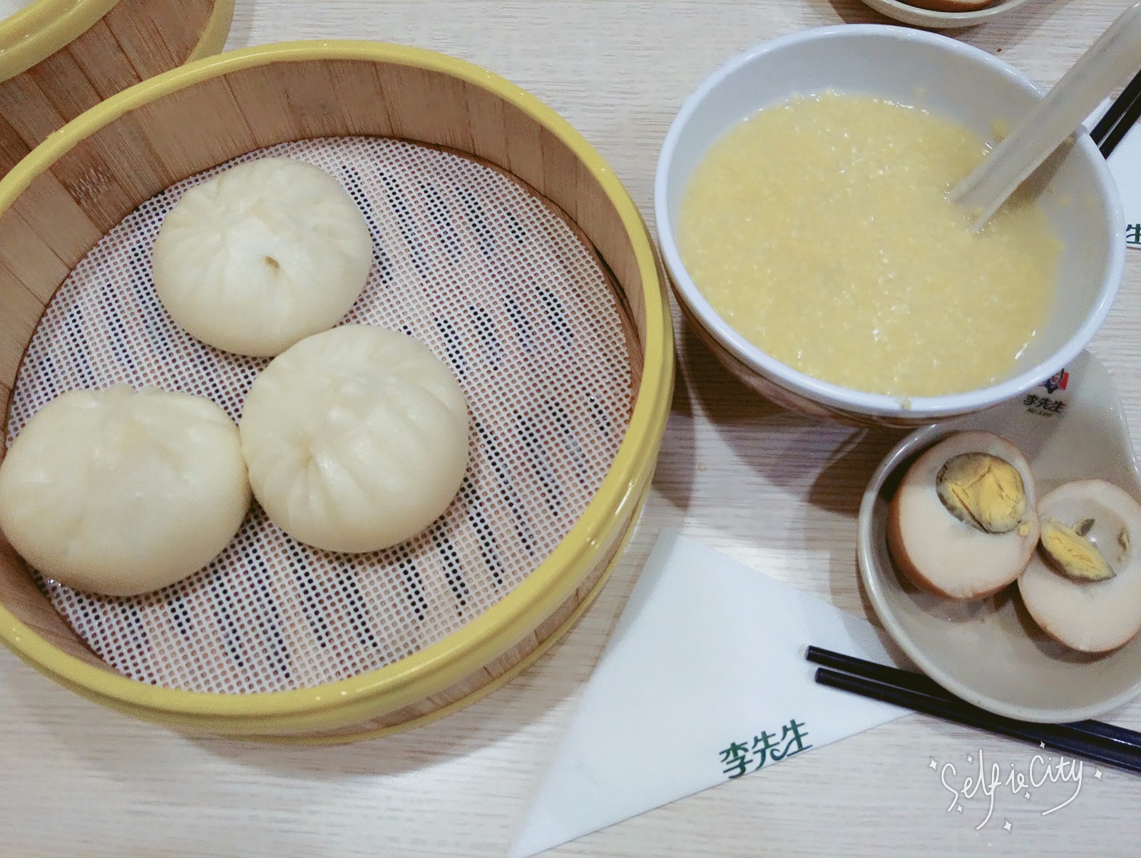 李先生早点套餐,睡得不好,胃口不好,喝点小米粥,养胃.