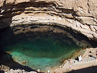 游泳洞