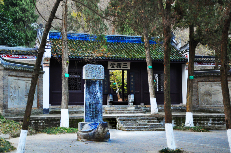 三顾堂,彰显了人们对刘备礼贤下士精神的