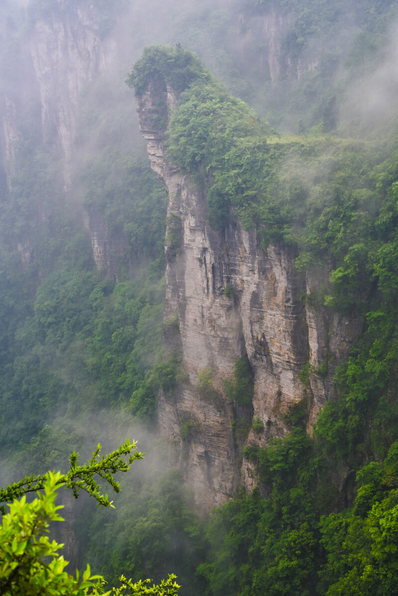 隐匿在武陵山云雾深处|吉首探秘