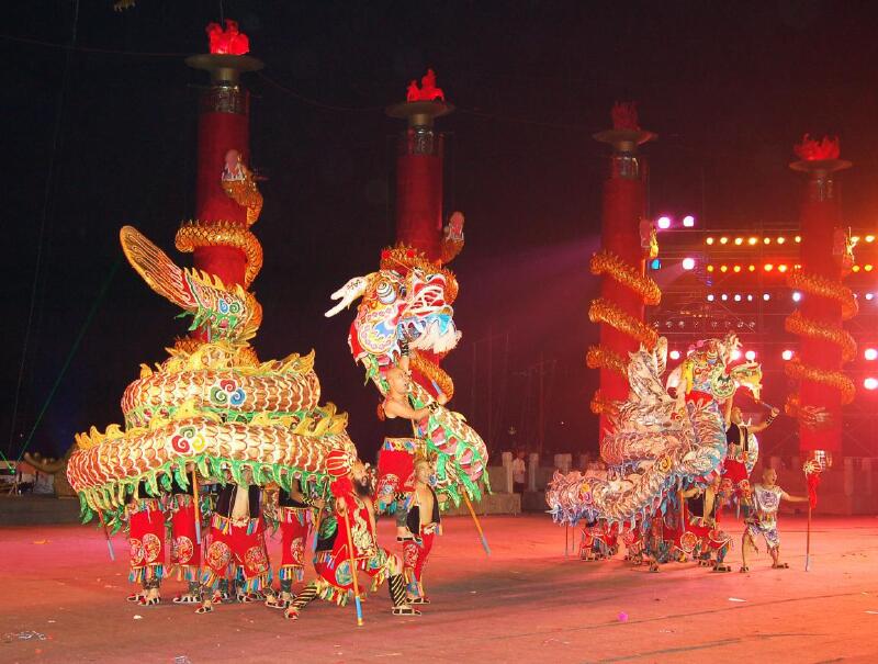 【用心收集】过年啦!带你看中国传统舞龙,种类很多哦