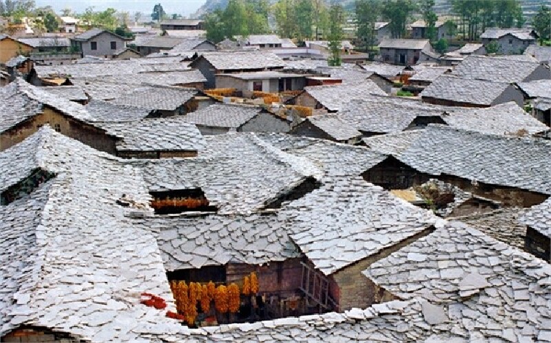 村落一样都有英雄崇拜,傩文化浓厚,傩戏的面具都以古代英雄为基础进行