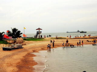 石涌湾海滨泳场