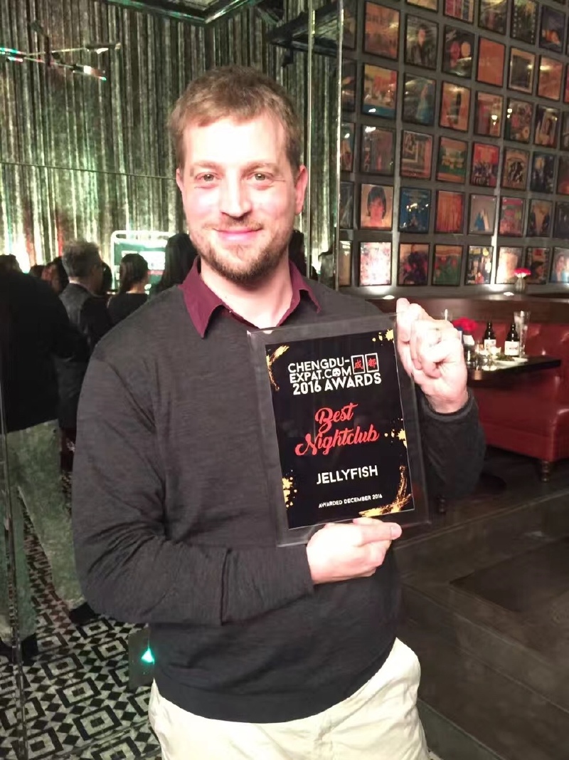 top 1.jellyfish水母酒吧