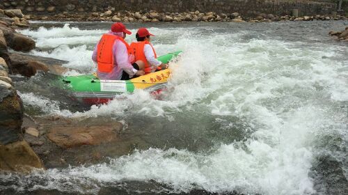  石台牯牛降-大王洞-古傩溪漂流-杏花村2日游>住商务标准间