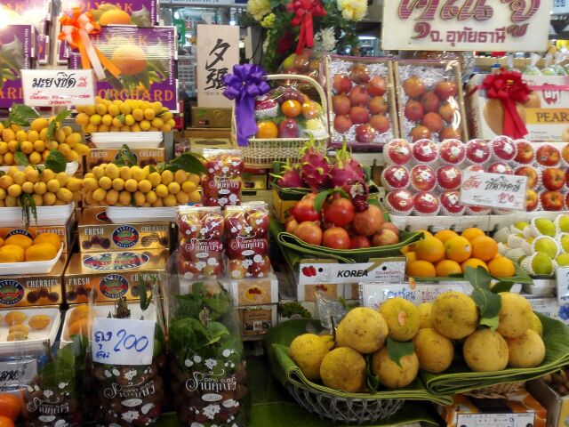          景点 · 【农夫水果市场