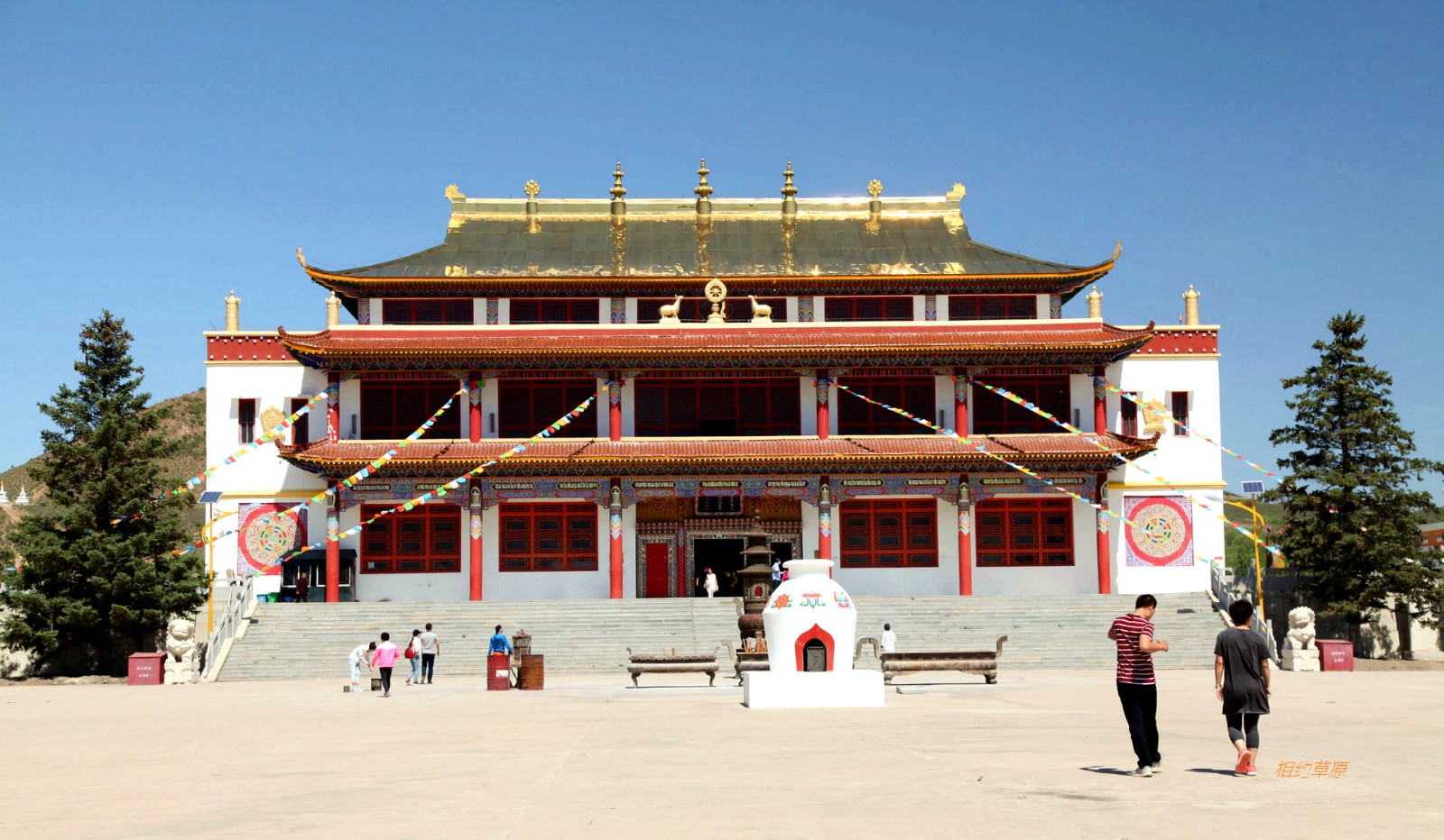 葛根庙建成后,在哲里木盟10旗中享有很高的声望,随着历史的变迁,它