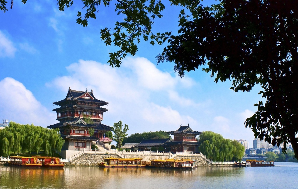 [春节] 泰州老街-凤城河风景区-乔园3日游>含价值2188元/桌的年夜饭