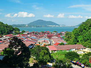 居銮