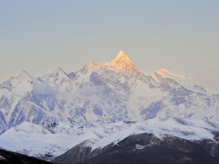 雅鲁藏布大峡谷