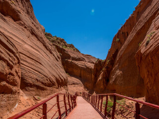 龙洲丹霞地貌景区