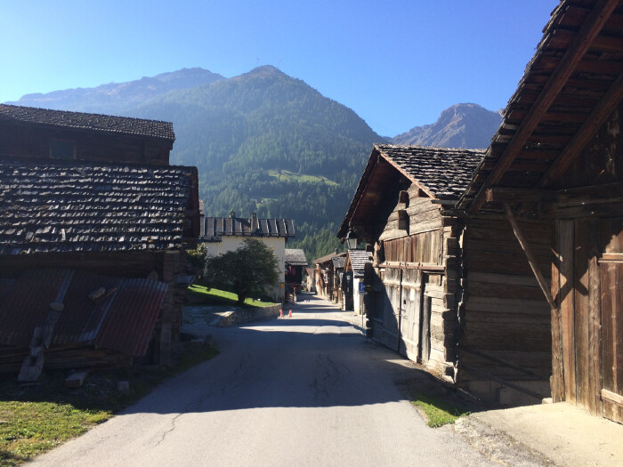 探寻瑞士阿尔卑斯传统村庄