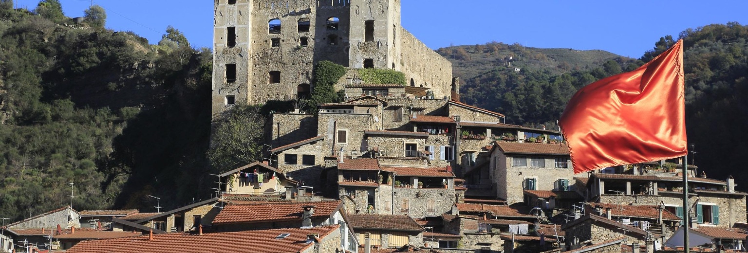 多利亚城堡旅游攻略