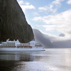 米佛峡湾