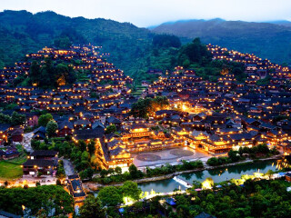 十二月去西江千户苗寨旅游必备物品_十二月去西江千户苗寨旅游需要带