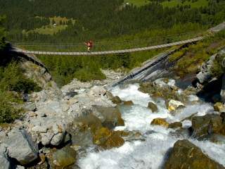 拉沙佩勒达邦当斯