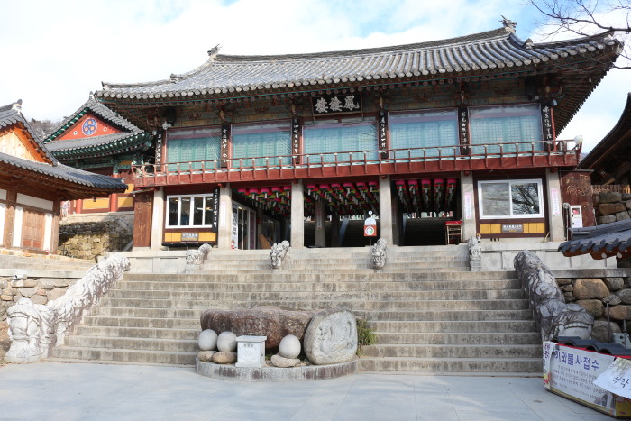 以行政区域为划分,位于大邱广域市东区的永川市,庆山市,漆谷郡等4个市