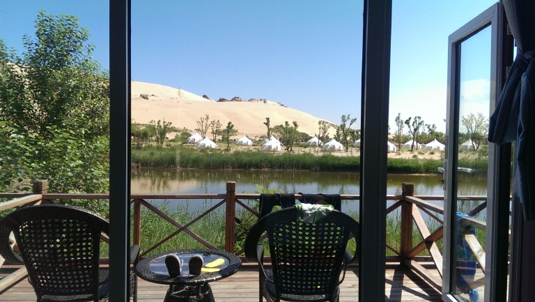 赤峰玉龙沙湖集装箱温泉酒店