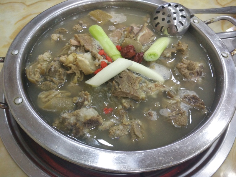 传说中的黑山羊火锅