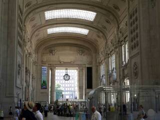 米兰中央火车站