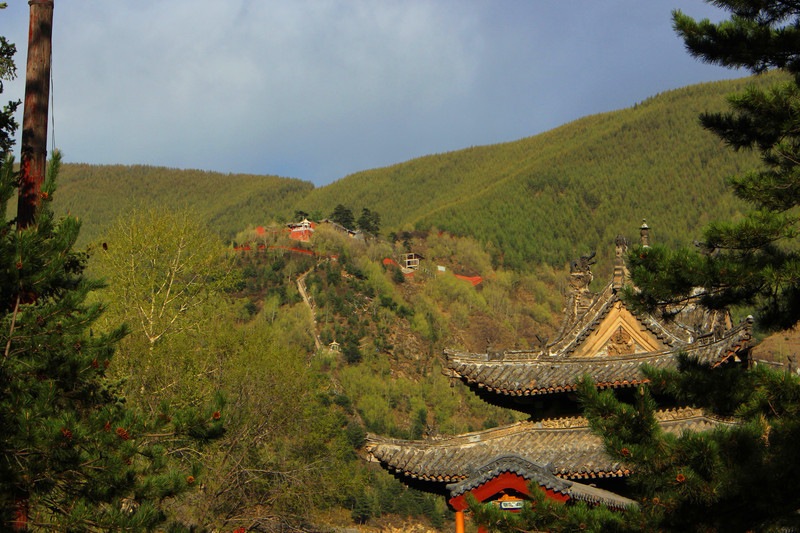 小編首先向你推薦的是五臺山風景區,大家都知道5台山是中國佛教四大